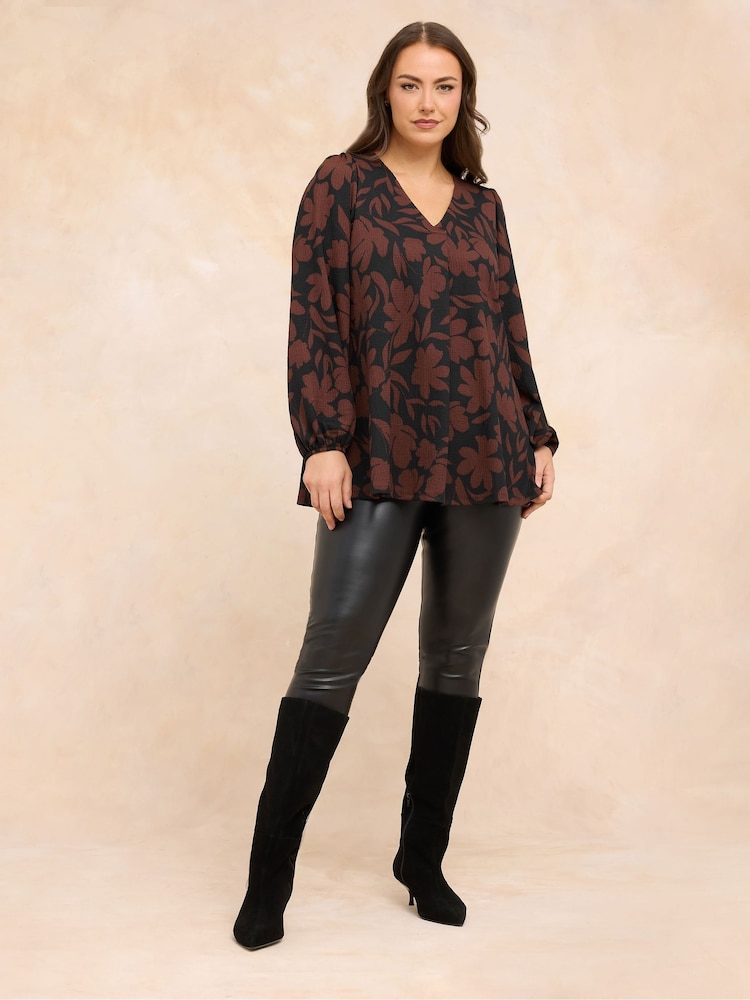 Evans Silouhete Floral Pleated Front Black Top - Image 2 of 5 Evans Silouhete Floral Pleated Front Black Top - Image 2 of 5