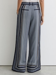 Reiss Navy Anna Scarf-Print Wide-Leg Trousers - Image 4 of 7