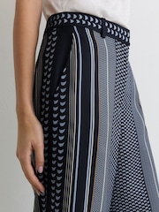 Reiss Navy Anna Scarf-Print Wide-Leg Trousers - Image 5 of 7