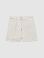 شورت دانتيل بحزام حبل Lori من Reiss - صورة 2 من 6