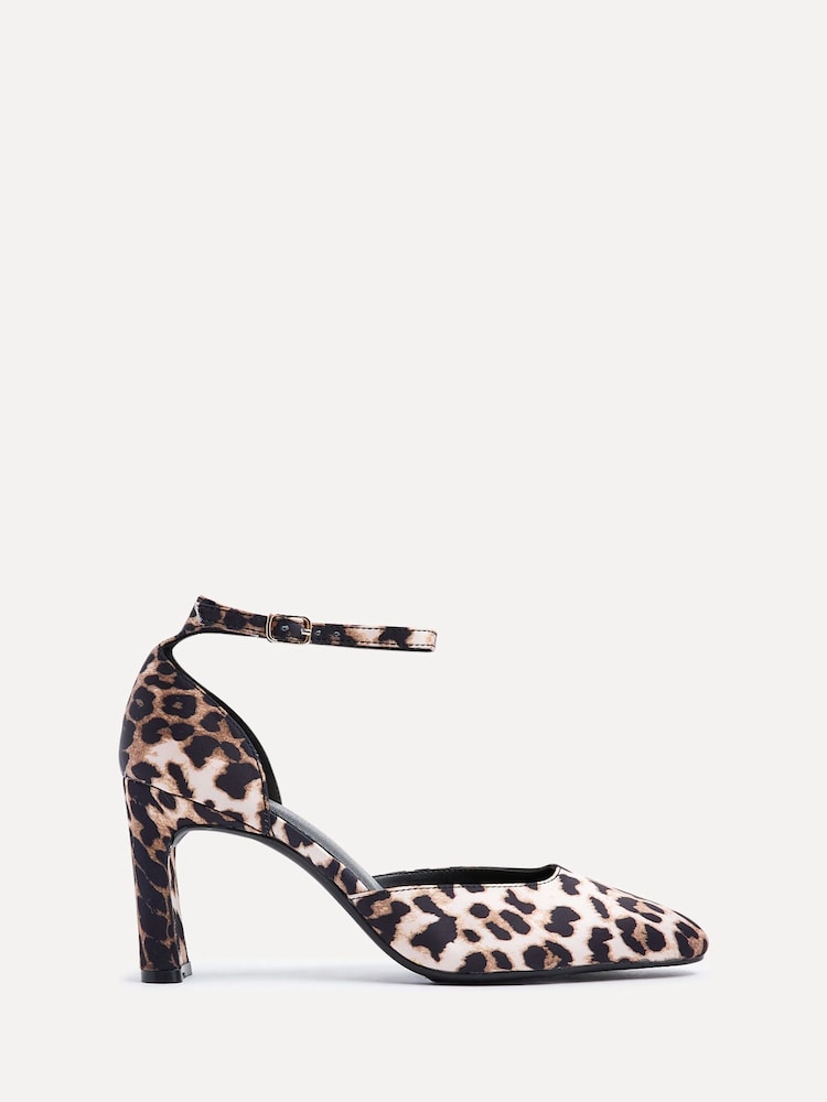 Linzi Animal Corinne Square Toe Closed Back Heels - Image 2 of 5 Linzi Animal Corinne Square Toe Closed Back Heels - Image 2 of 5