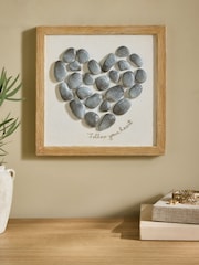 3D Pebble Heart Framed Wall Art - Larawan 1 ng 4