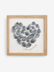 3D Pebble Heart Framed Wall Art - Larawan 3 ng 4