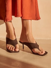 Friends Like These Faux Suede Toe Thong Mid Stiletto Heel Mule Sandals - Imaginea 3 din 5