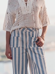 藍色/白色條紋 - Lightweight Denim Patch Pocket Cropped Jeans - 圖片 5/8