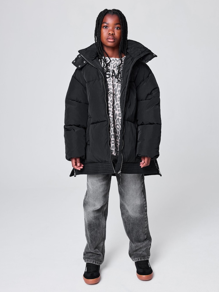 smALLSAINTS Black Longline Logo Padded Coat - Image 2 of 20 smALLSAINTS Black Longline Logo Padded Coat - Image 2 of 20