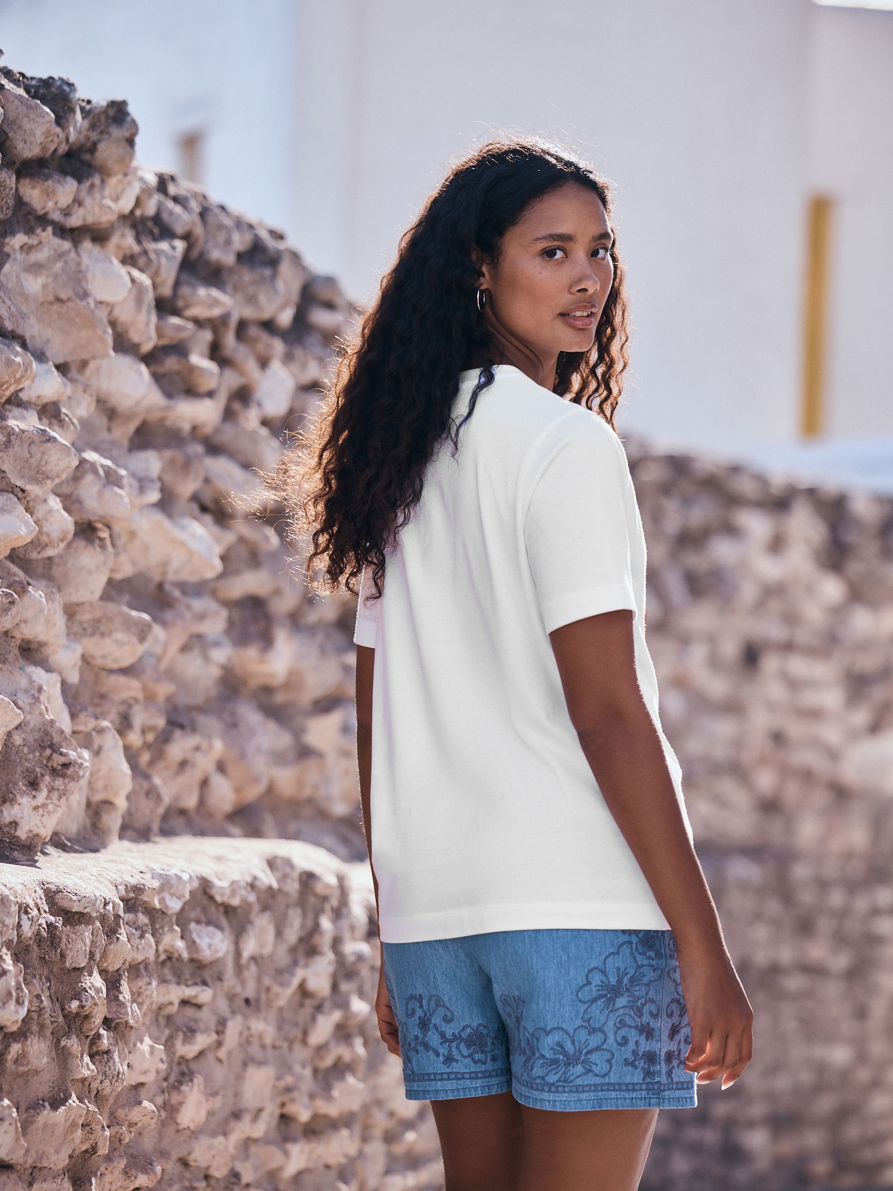 Buy White Short Sleeve Crew Neck Heavyweight T-Shirt from the Next