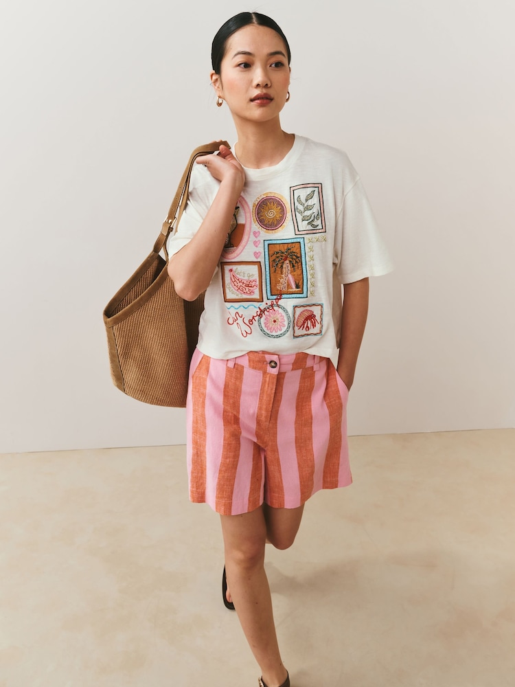 Ecru, Weiß - Graphic Embroidered Short Sleeve T-Shirt - Bild 2 von 7