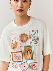 Ecru, Weiß - Graphic Embroidered Short Sleeve T-Shirt - Bild 4 von 7