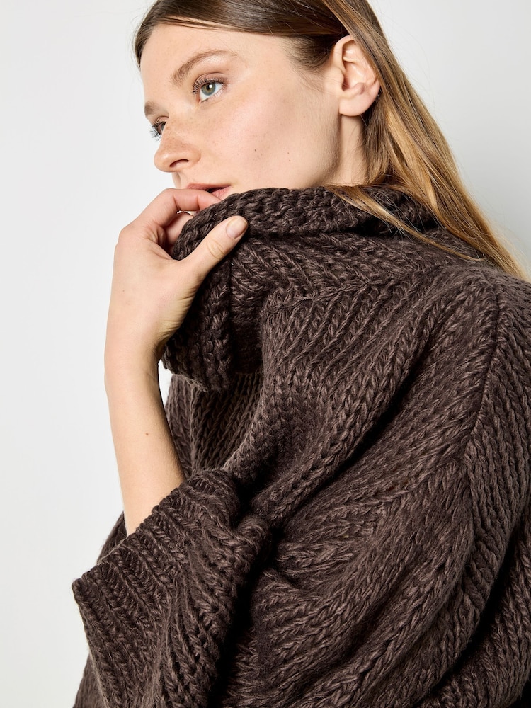 Apricot Brown Chunky Neck High Low Jumper - Image 5 of 5 Apricot Brown Chunky Neck High Low Jumper - Image 5 of 5