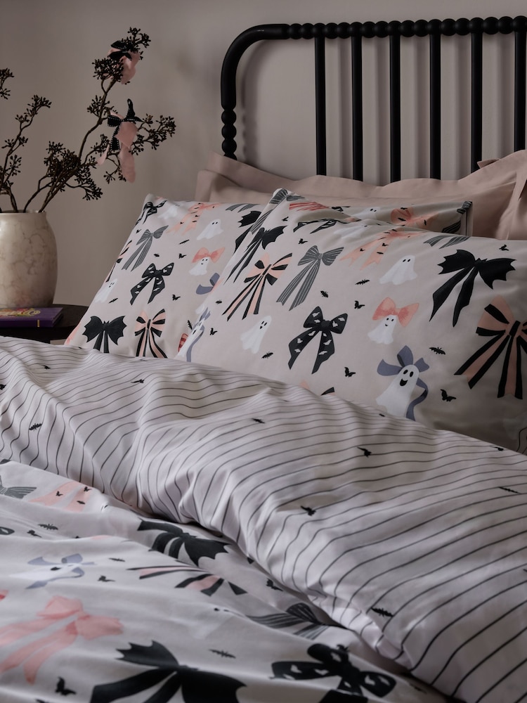 Natural Bows Halloween Reversible Duvet Cover and Pillowcase Set - Image 2 of 4 Natural Bows Halloween Reversible Duvet Cover and Pillowcase Set - Image 2 of 4