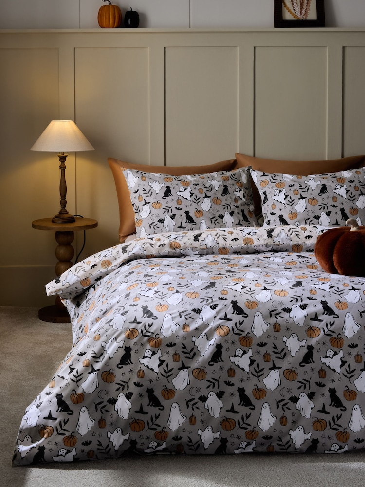 Grey/Natural Ghost Halloween Reversible Duvet Cover and Pillowcase Set - Image 2 of 6 Grey/Natural Ghost Halloween Reversible Duvet Cover and Pillowcase Set - Image 2 of 6