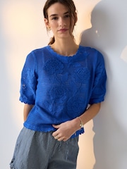 White/Cobalt Blue Floral Crochet Short Sleeve Crew Neck T-Shirts 2 Pack - Image 5 of 10