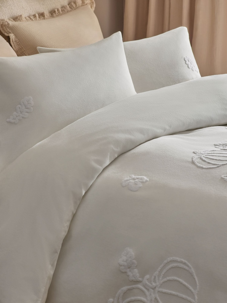 White Pumpkin Tufted Brushed Cotton Duvet Cover and Pillowcase Set - Image 2 of 4