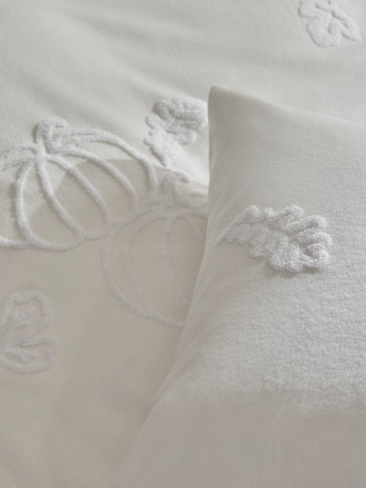 White Pumpkin Tufted Brushed Cotton Duvet Cover and Pillowcase Set - Image 4 of 4