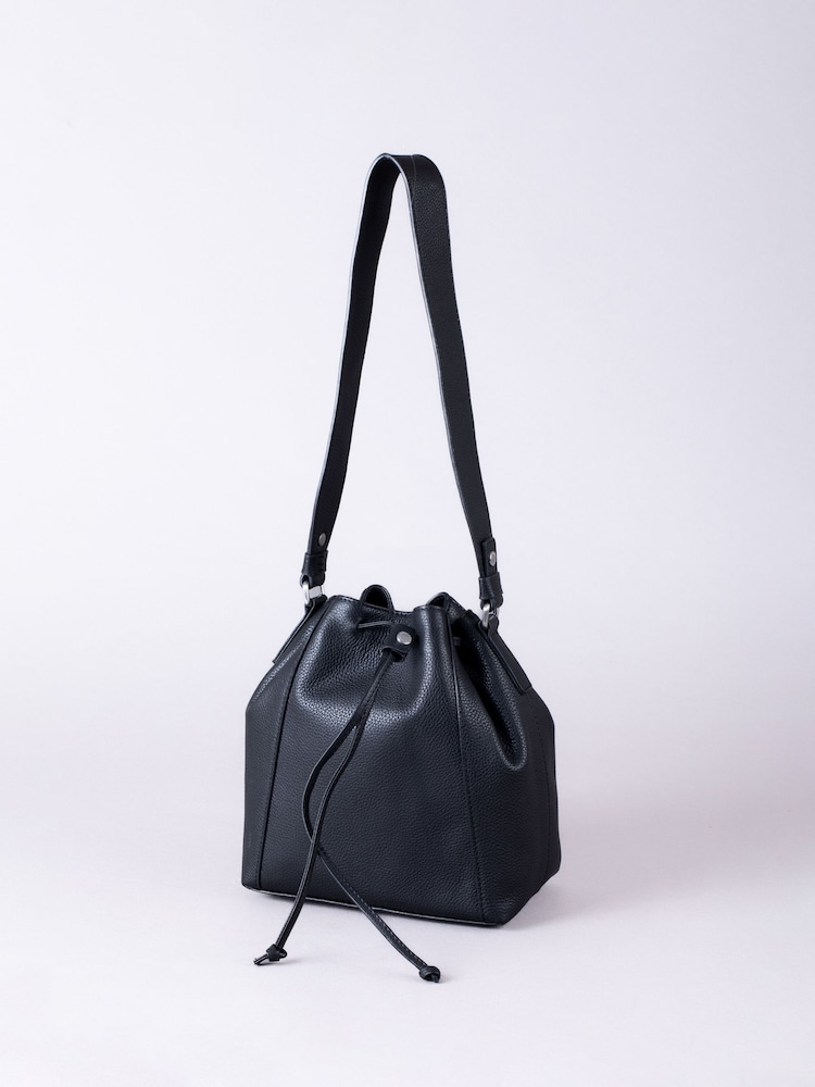 Lakeland Leather Black Crosby Bucket Bag - Image 2 of 6 Lakeland Leather Black Crosby Bucket Bag - Image 2 of 6