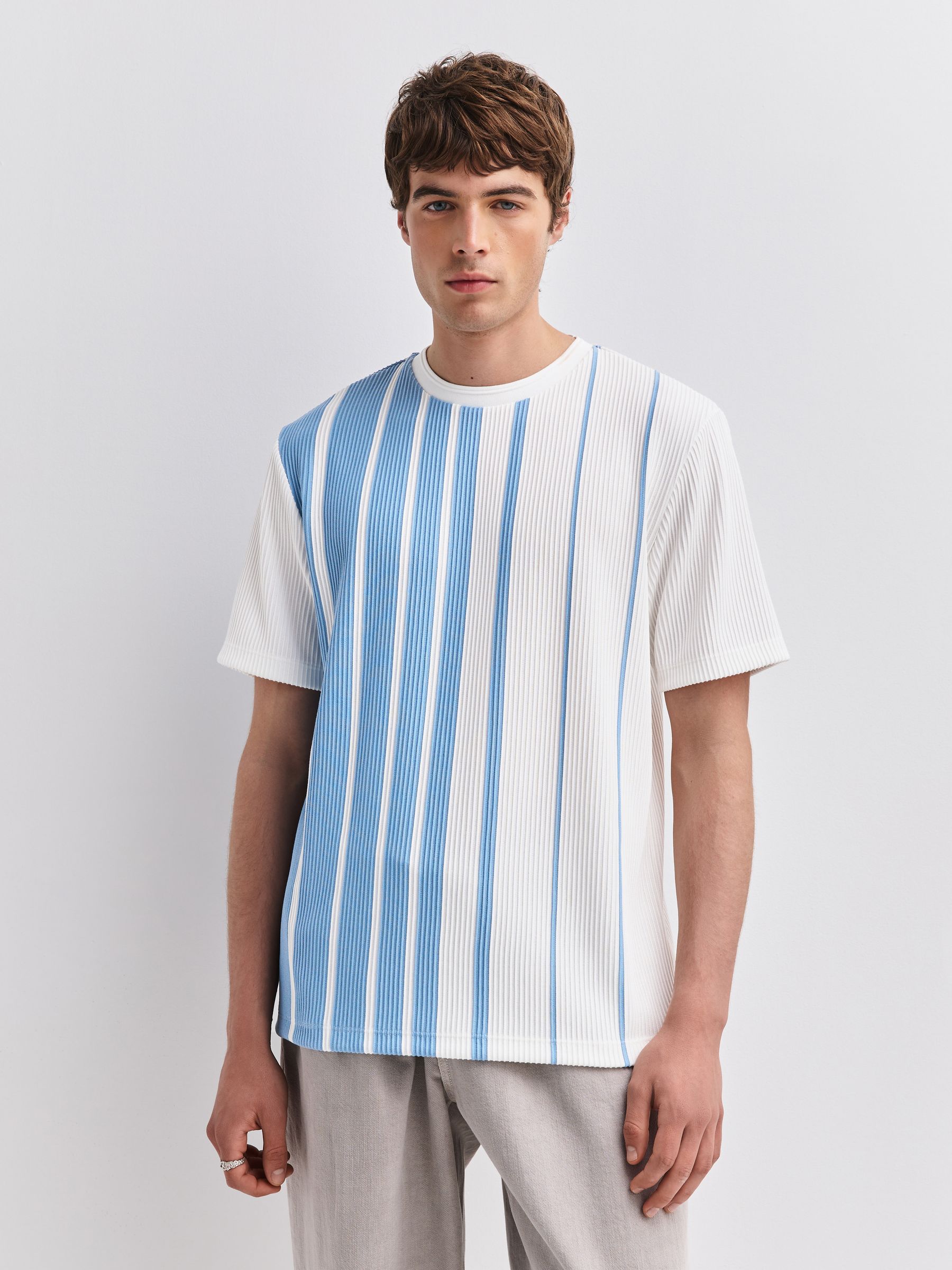 トップス ARGUE STRIPE LINEN SOLODITY SHIRT Buy Blue and White Smart Vertical Stripe T-Shirt from Next USA