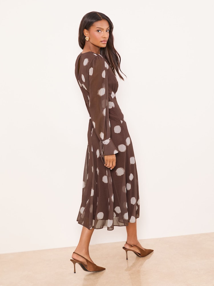 Lipsy Brown Long Sleeve Underbust Fit And Flare Midi Dress - Image 4 of 4