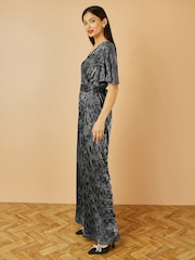 Yumi Black Pleated Jumpsuit With V-Neck - Image 3 of 4