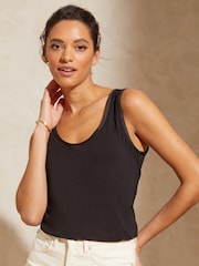 Love & Roses Black and White X2 Satin Trim Scoop Neck Vest Multipack - Image 3 of 7