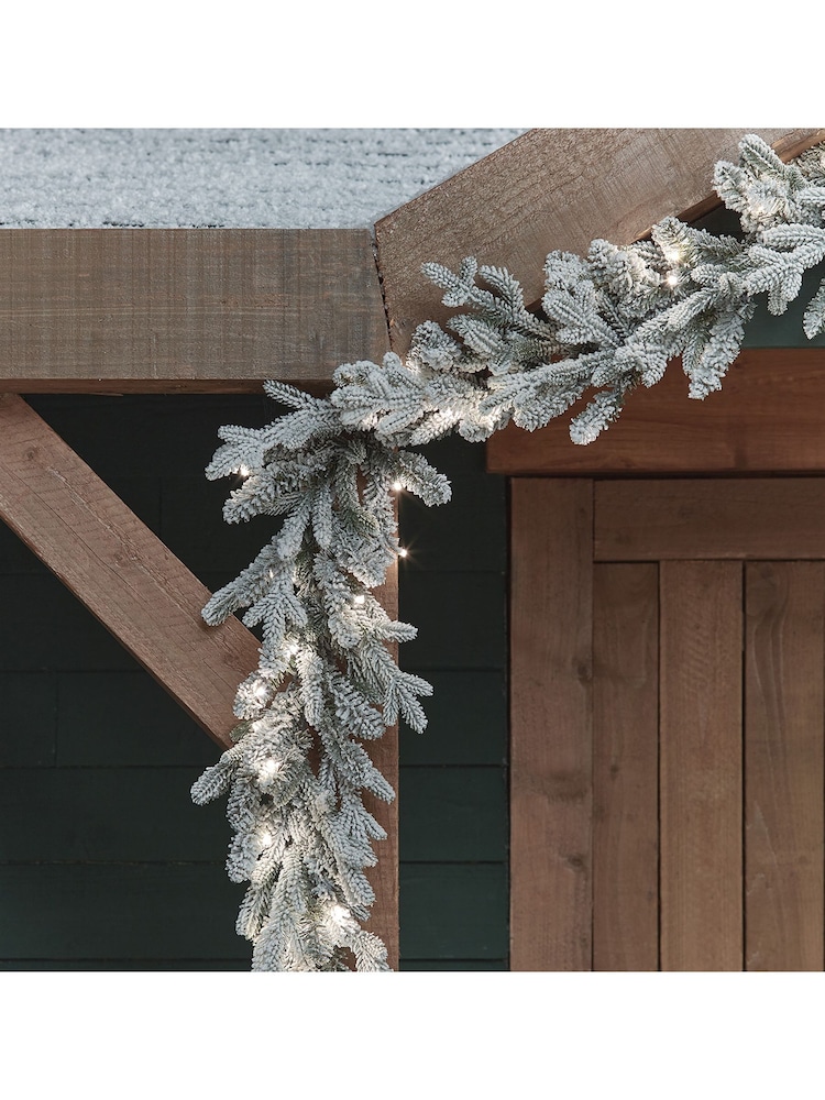 Lights4fun 2.5m Pre Lit Outdoor Snowy Christmas Garland - Image 6 of 6 Lights4fun 2.5m Pre Lit Outdoor Snowy Christmas Garland - Image 6 of 6