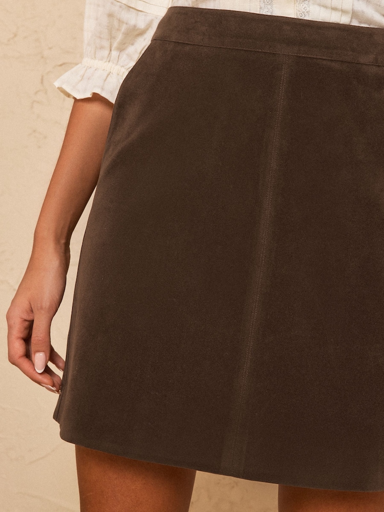 Love & Roses Chocolate Brown Faux Suede Mini Skirt - Image 4 of 4