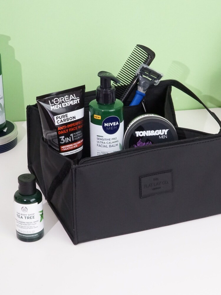 The Flat Lay Co. Mens Box Wash Bag in Black - Image 5 of 5