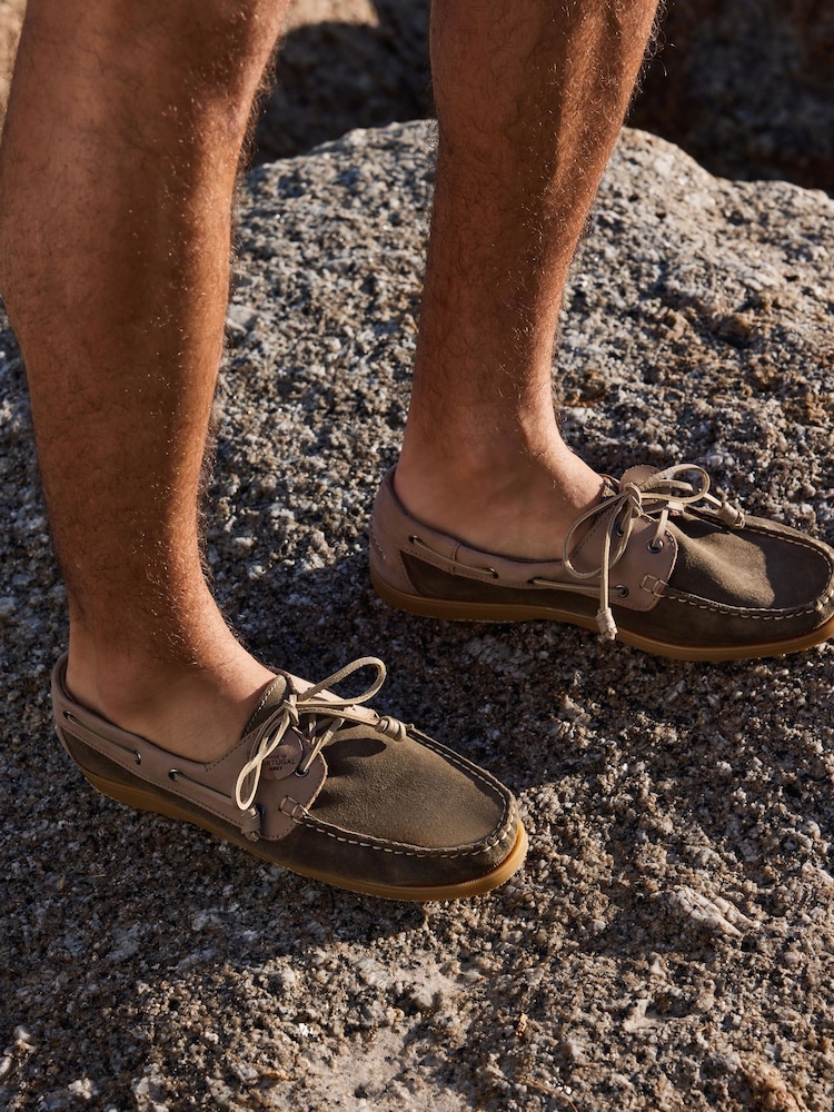 Grey Leather Boat Shoes - Image 2 of 7 Grey Leather Boat Shoes - Image 2 of 7