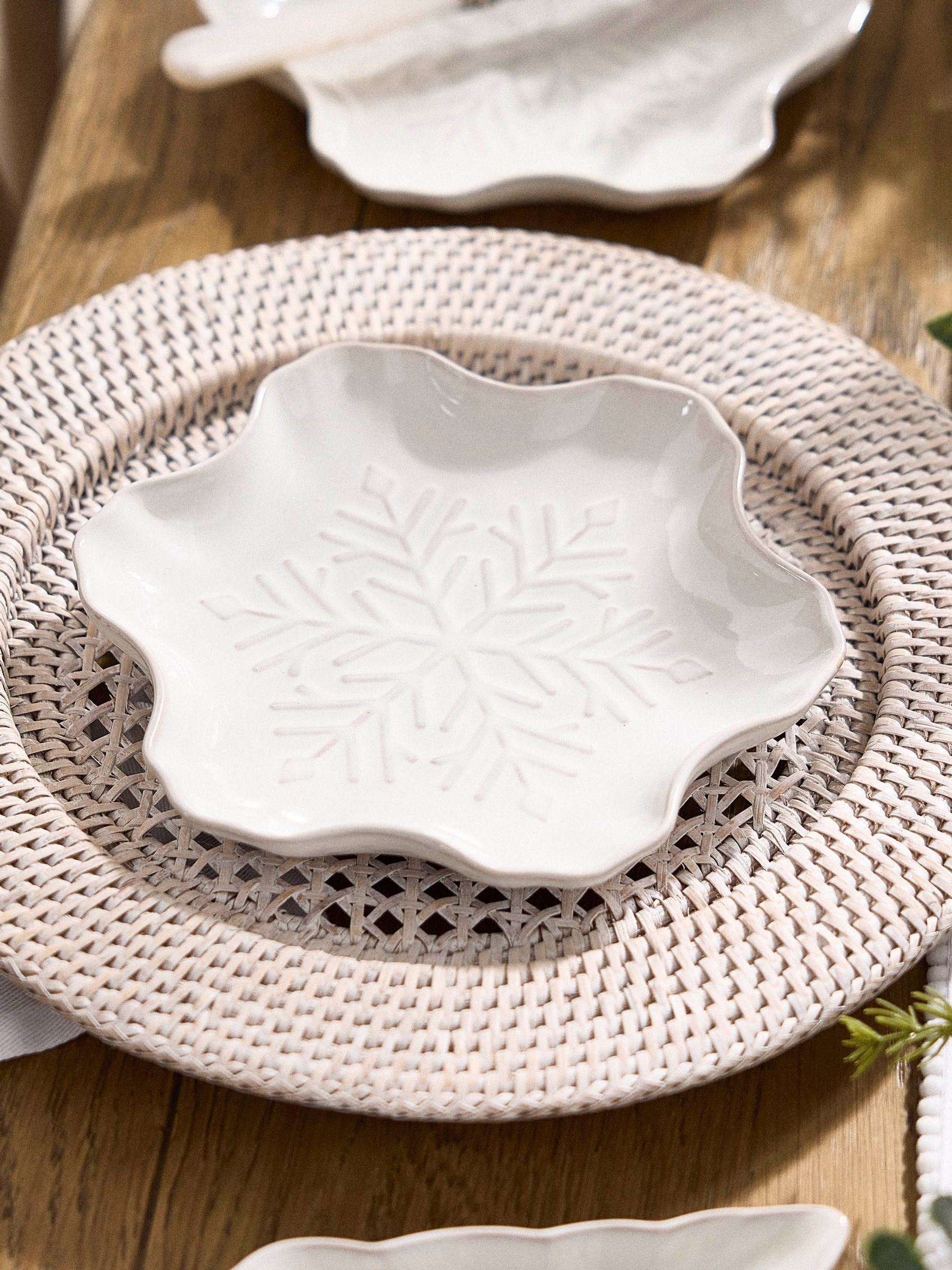 Dibor Unisex White Set Of 2 Snowflake Side Plates
