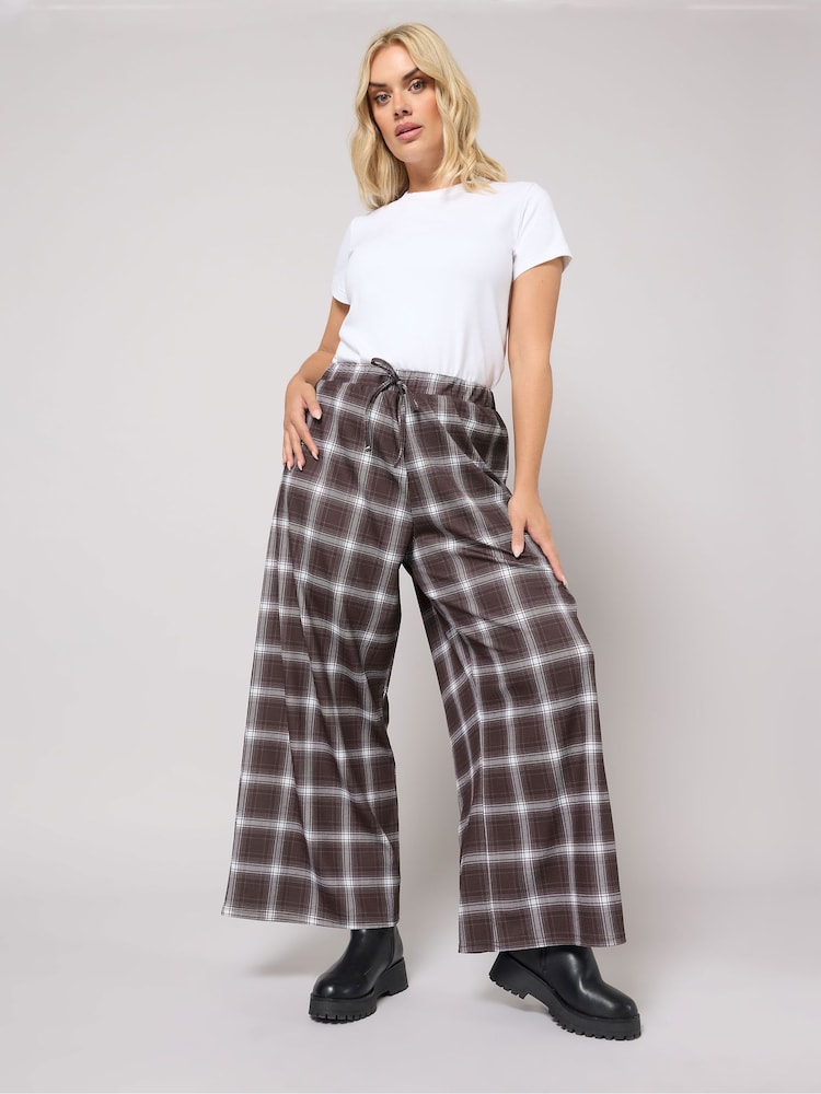 Yours Curve Brown Tapered Knitted Crepe Tapered Trousers - Image 2 of 5