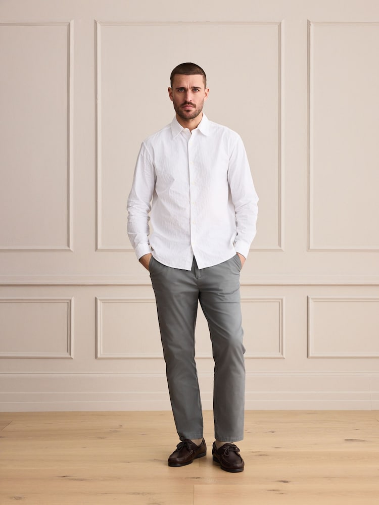 בצבע כחול ירוק - גזרה צרה - Signature Ultimate Motionflex Chino Trousers - תמונה 2 מתוך 10