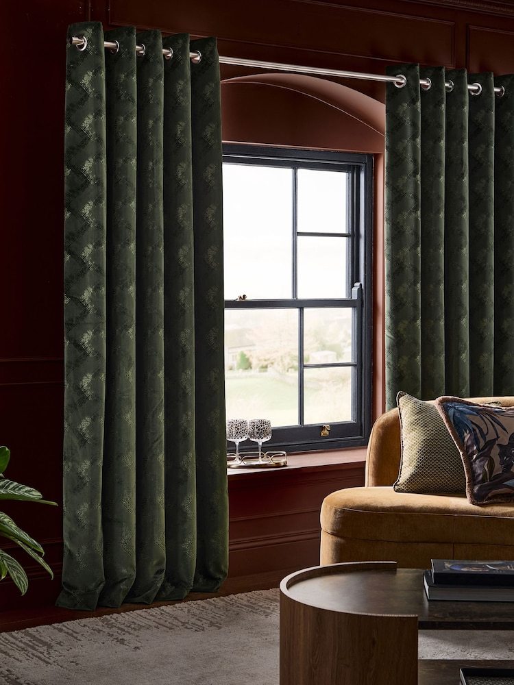 Green Collection Luxe Heavyweight Velvet Chevron Eyelet Lined Curtains - Image 2 of 5
