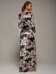 Jolie Moi Ruffle Sleeve Asymmetric Neck Velvet Maxi Dress - Imagen 2 de 6
