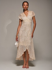 Jolie Moi Frill Short Sleeve Sequin Maxi Dress - Imagen 5 de 6