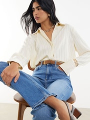 جينز قصّة رِجل مستقيمة قابل للتمدد بحزام من River Island - صورة 5 من 7