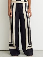 Reiss Black Caris Wide-Leg Scarf-Print Trousers - Image 3 of 7