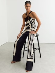 Reiss Black Caris Wide-Leg Scarf-Print Trousers - Image 6 of 7