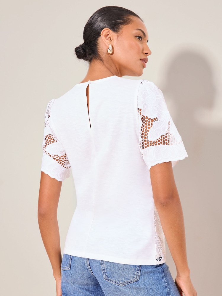 Lipsy White Floral Crochet T-Shirt - Image 4 of 4