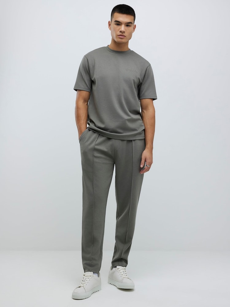 River Island Green Slim Fit Interlock Joggers - Image 1 of 4