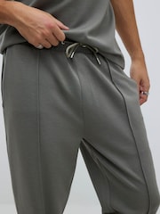 River Island Green Slim Fit Interlock Joggers - Image 3 of 4