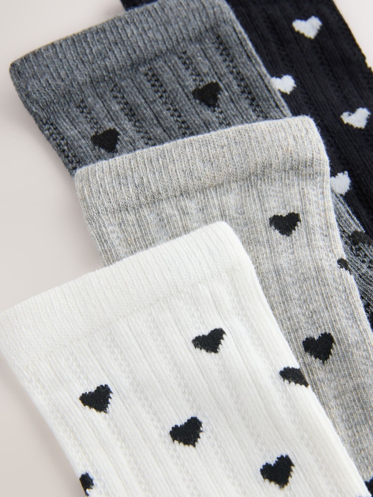 Monochrome Textured Heart Pattern Ankle Socks 4 Pack - Image 7 of 7