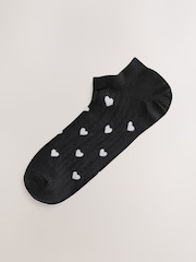 Monochrome Textured Heart Pattern Trainer Socks 4 Pack - Image 2 of 7