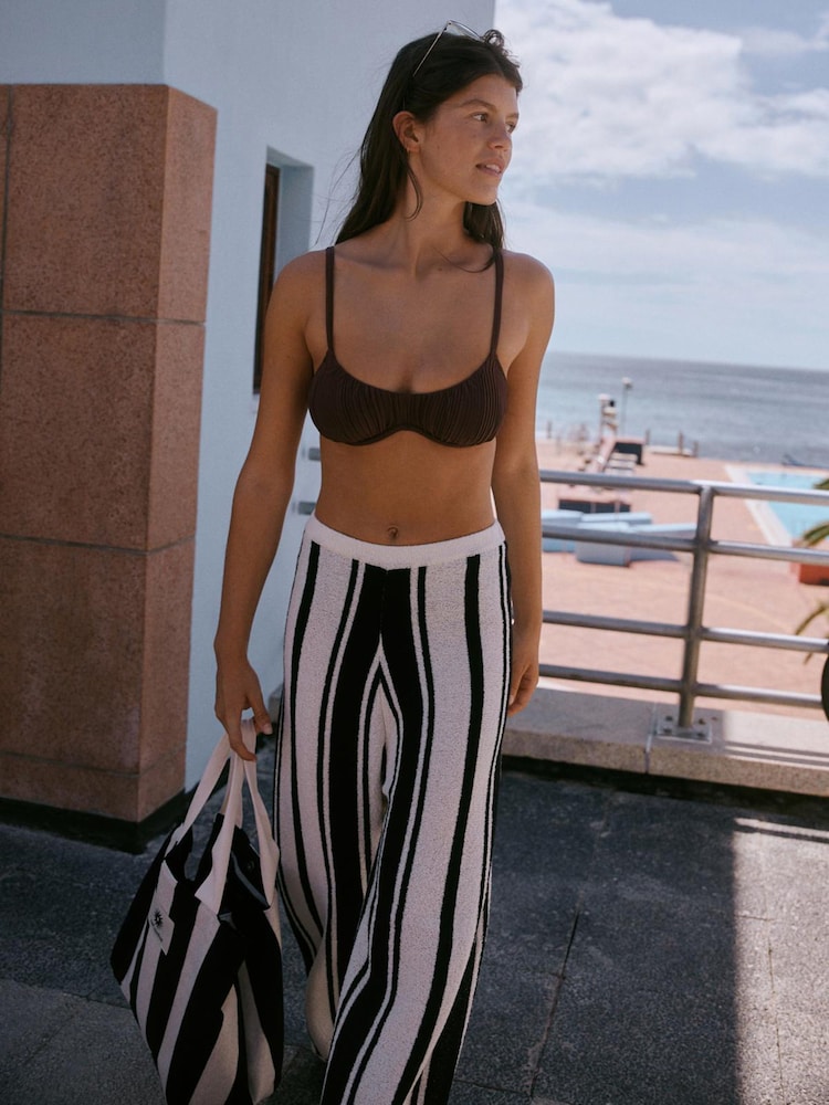 Knitted Beach Trousers - Larawan 2 ng 9 Knitted Beach Trousers - Larawan 2 ng 9