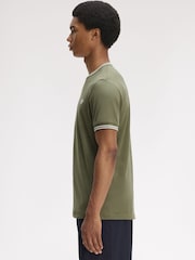 zelena - Majica s kratkimi rokavi, obrobo in logotipom Fred Perry - Slika 3 iz 7