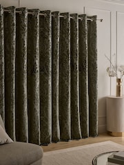 Green Collection Luxe Heavyweight Velvet Damask Eyelet Lined Curtains - Image 3 of 5