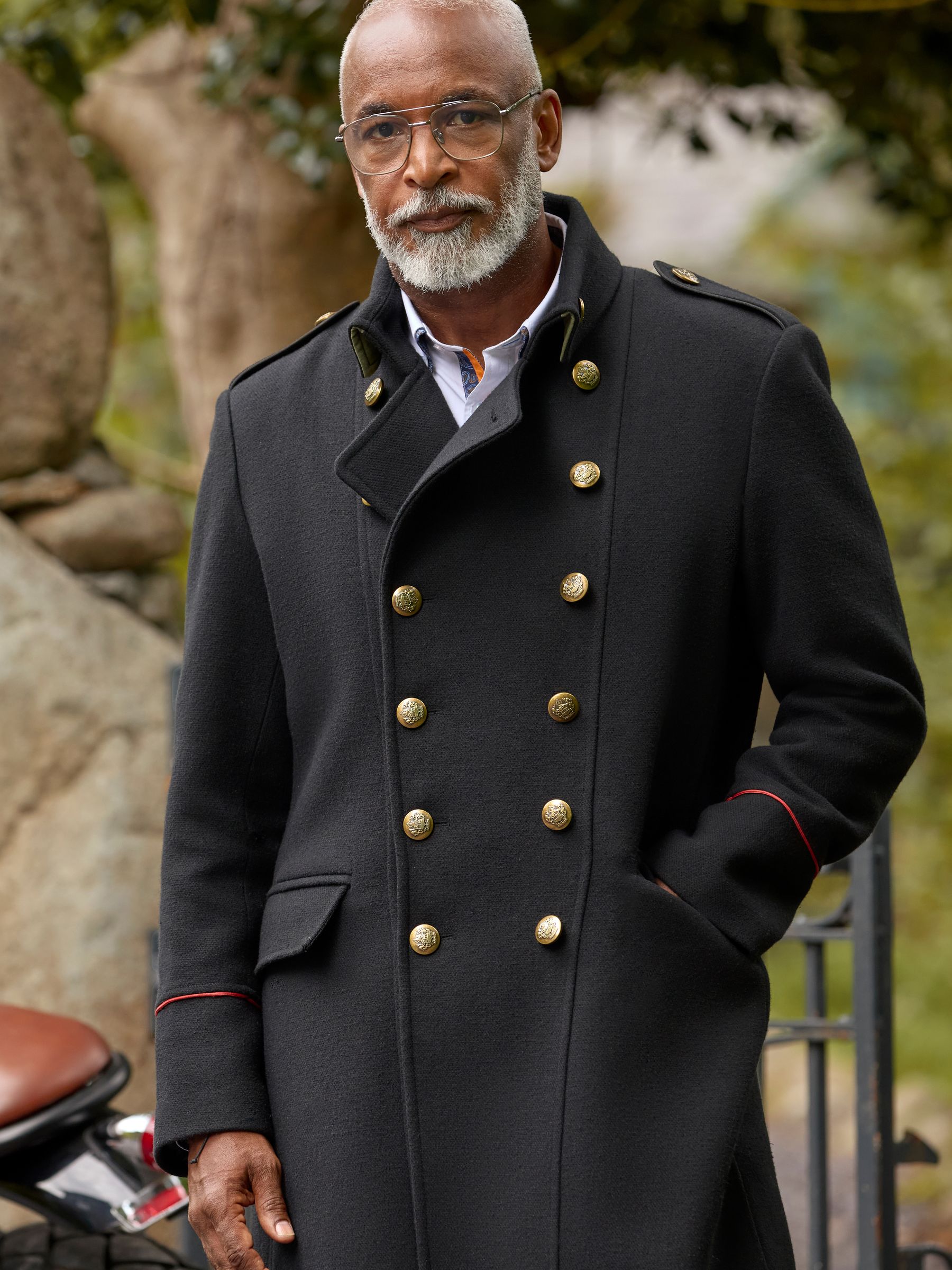 Next：日本 Joe Browns ダブルブレスト ロングライン ミリタリーコート