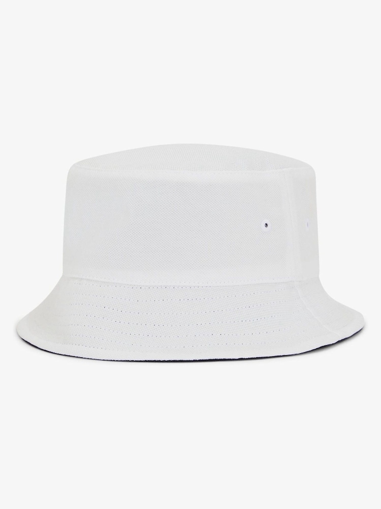 Fred Perry White Reversible Pique Bucket Hat - Image 2 of 4 Fred Perry White Reversible Pique Bucket Hat - Image 2 of 4