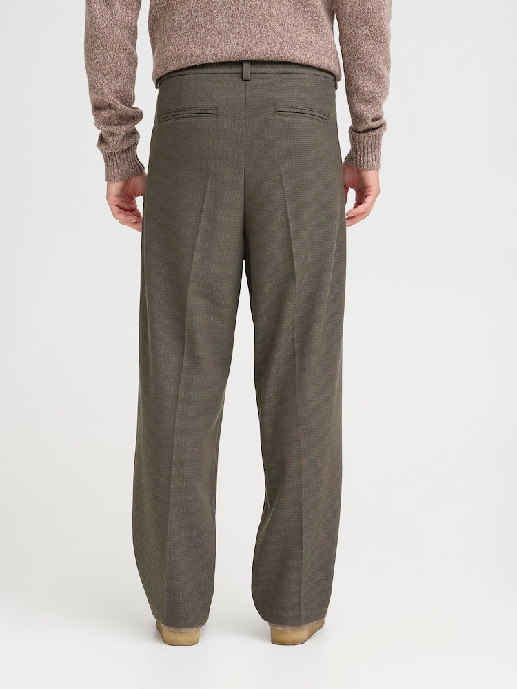 Casual Friday Green Cfgrant Relaxed Fit Pleated Trousers - Image 2 of 8 Casual Friday Green Cfgrant Relaxed Fit Pleated Trousers - Image 2 of 8