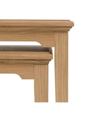 Gallery Home Set of 2 Natural Clayton Oak Veneer Nest Tables - Image 8 of 9