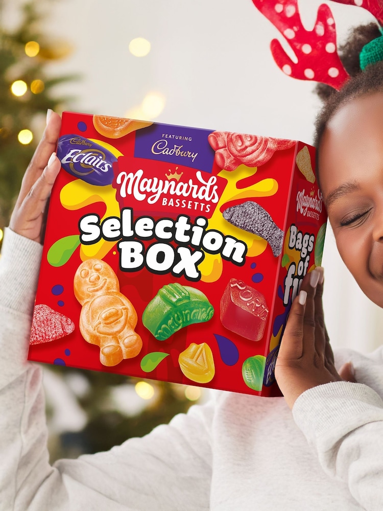Cadbury Cadbury & Maynards Sweet Selection Box Bundle - Image 4 of 4 Cadbury Cadbury & Maynards Sweet Selection Box Bundle - Image 4 of 4